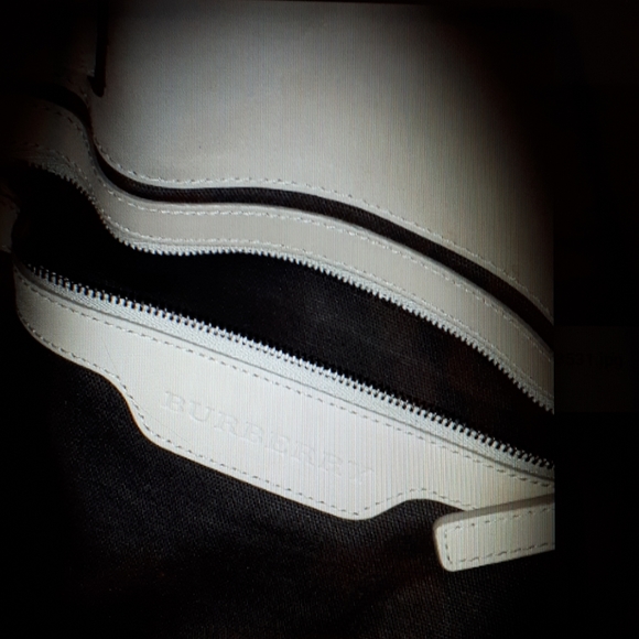 Handbag - Picture 5 of 6